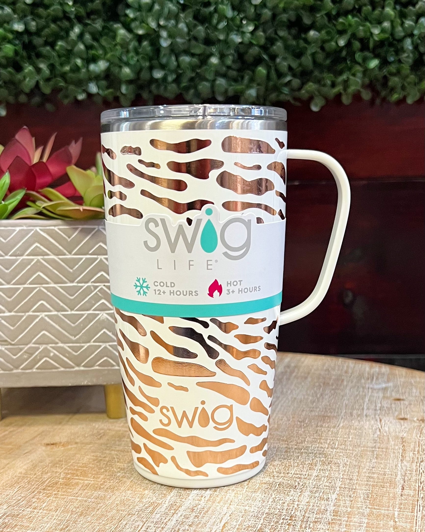 SWIG - Fiesta Travel Mug 22oz