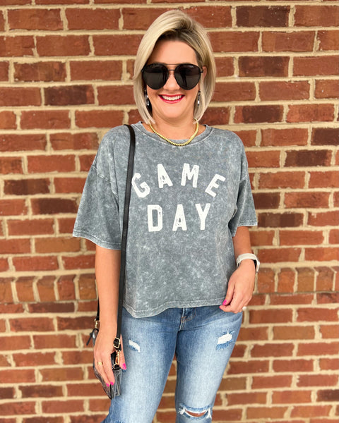 Game Day Long Crop Tee in Heather Grey