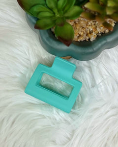Matte Hair Claw in Mint