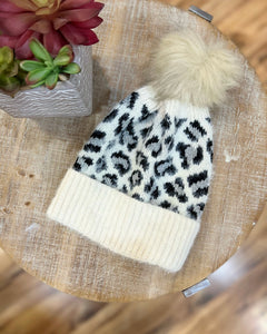 Leopard Beanie in Ivory